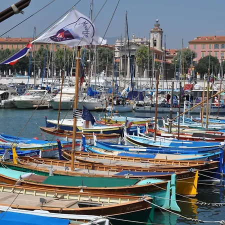 Apartment Proche Du Port *